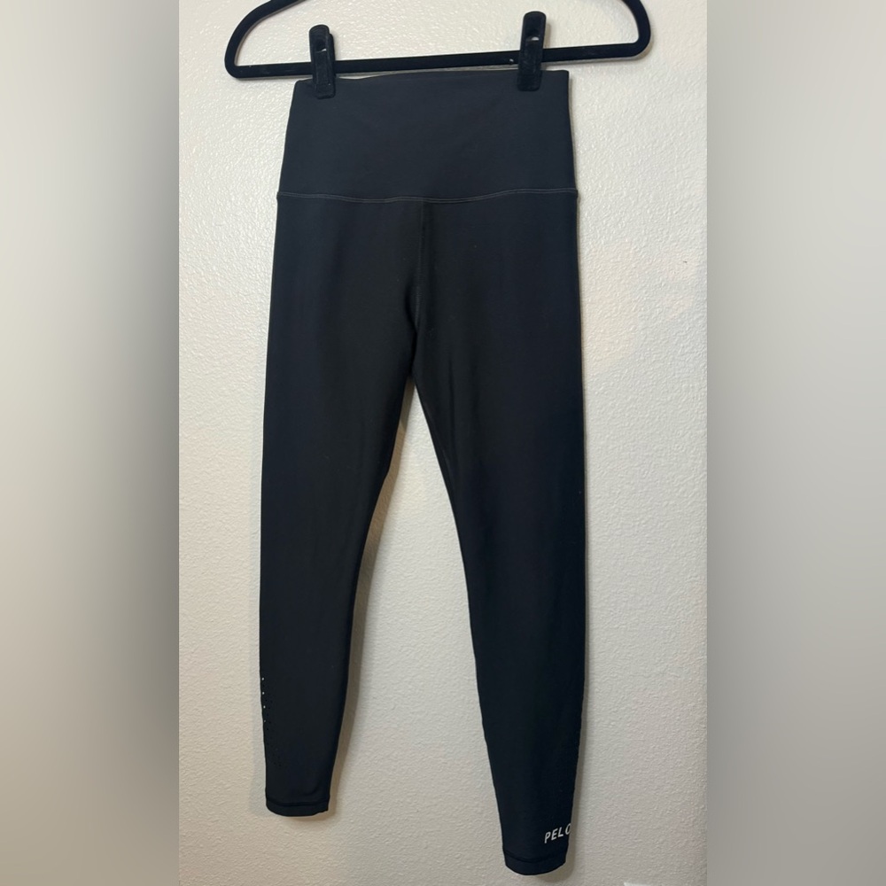 Peloton Cadent workout leggings in size small